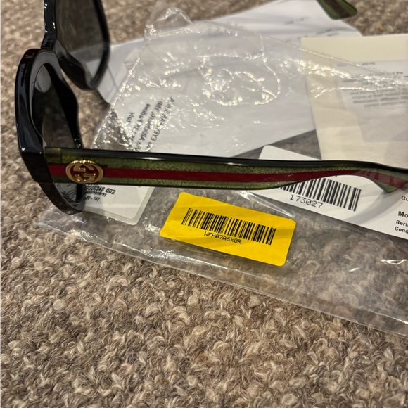 GUCCI Sunglasses GG 0034S Black w Red & Green Glitter - Picture 7 of 16